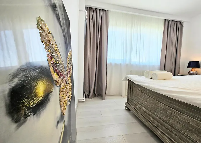 דירה Spacious 2br Oasis Modern Comfort Near Parks & Malls בוקרשט